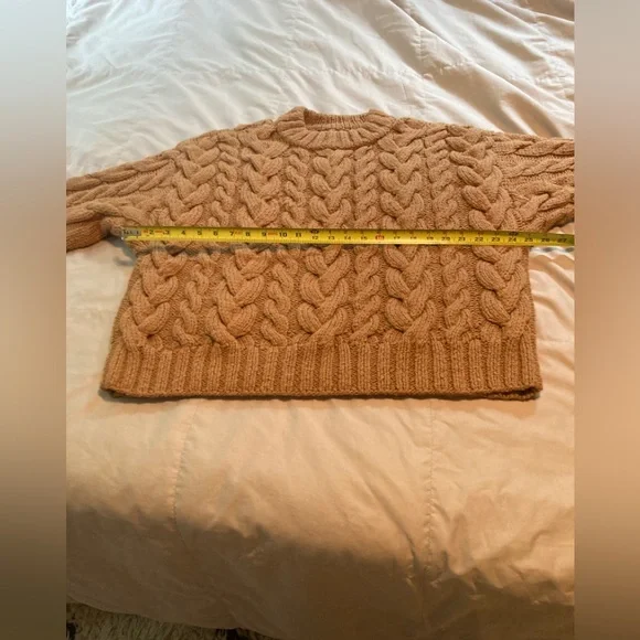 FLASH SALE!🎀DÔEN OLYMPUS🎀Sweater! VGUC! Size Medium! - Picture 13 of 16